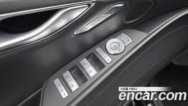 Genesis G80 2021 — Photo 29/34