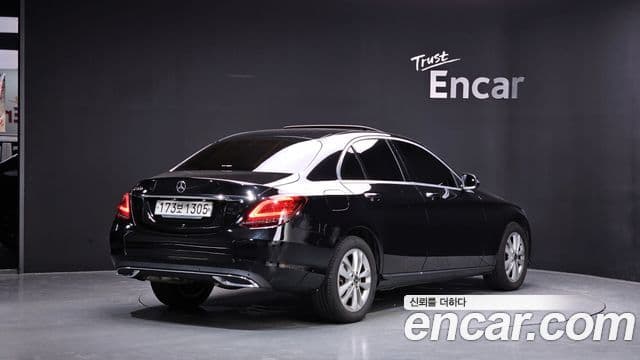 Mercedes-Benz C-Class 2020 — Şəkil 2/20