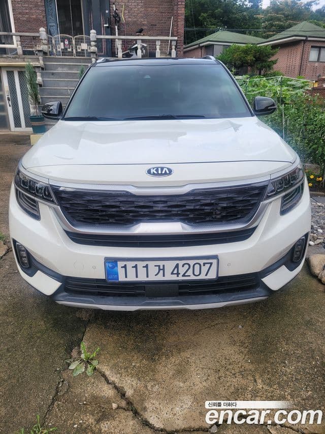 Kia Seltos 2019 — ფოტო 2/10