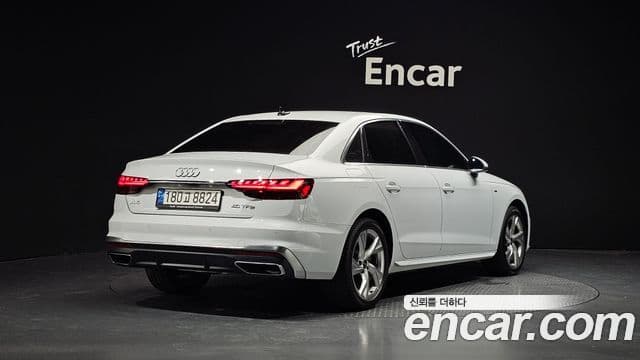 Audi A4 2021 — ფოტო 2/20