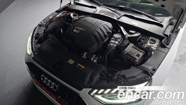 Audi A4 2021 — ფოტო 6/20