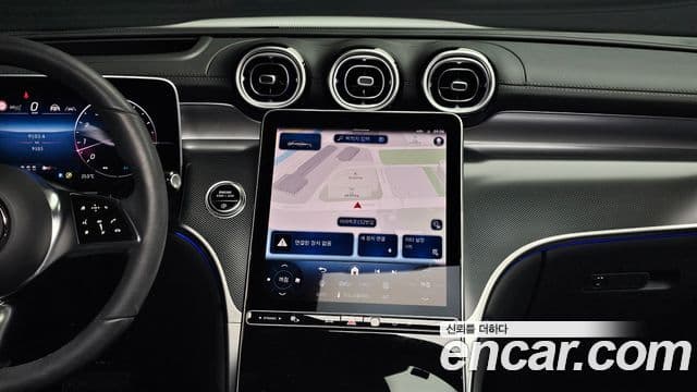Mercedes-Benz GLC-Class 2025 — Фото 15/20