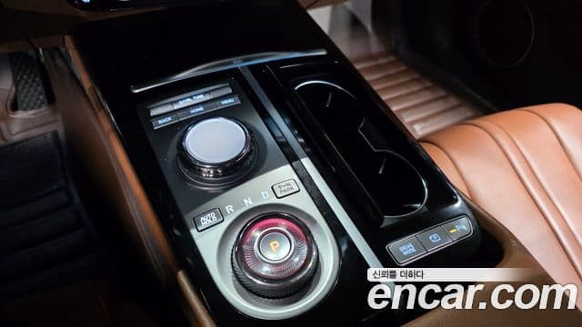 Genesis Electrified G80 2023 — Şəkil 8/20
