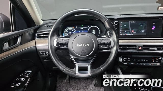 Kia K5 2021 — Şəkil 14/20