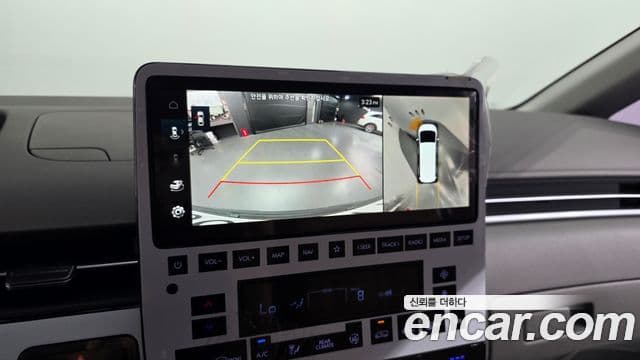 Hyundai Staria 2023 — Фото 15/20