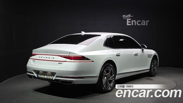 Genesis G90 2023 — ფოტო 2/20