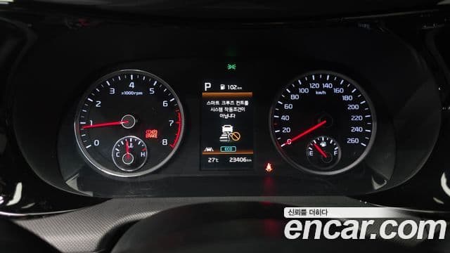 Kia K5 2021 — ფოტო 6/20