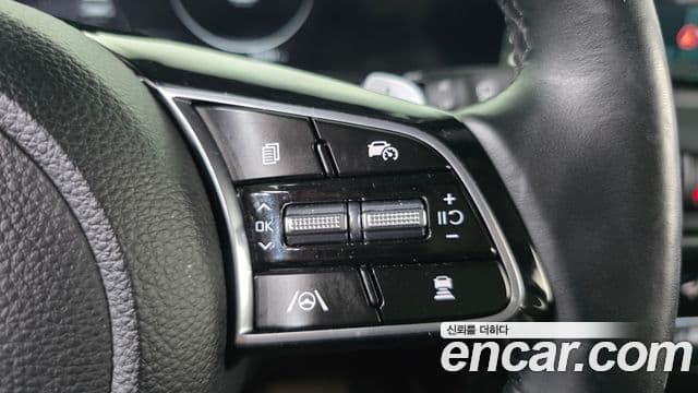Kia Seltos 2023 — ფოტო 15/20
