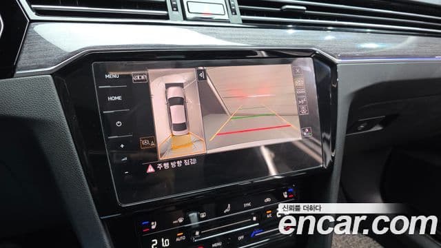 Volkswagen Passat GT 2022 — Şəkil 15/20