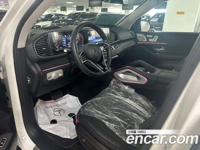 Mercedes-Benz GLE-Class 2025 — Photo 3/17
