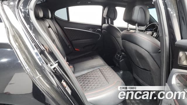 Genesis G70 2020 — ფოტო 11/20