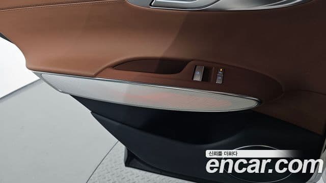 Genesis GV70 2025 — ფოტო 20/20