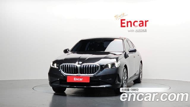 BMW 5 Series 2023 — ფოტო 3/20