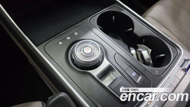 Kia Carnival 2024 — Şəkil 9/20