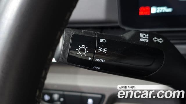 Kia Carnival 2024 — Şəkil 15/20