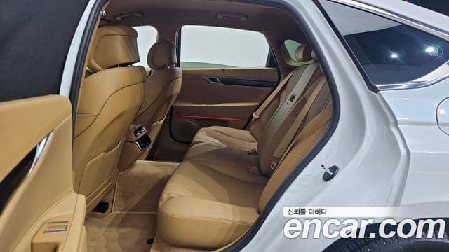 Genesis G80 2024 — Photo 12/35