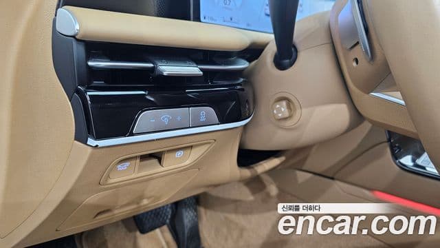 Genesis G80 2024 — Photo 28/35