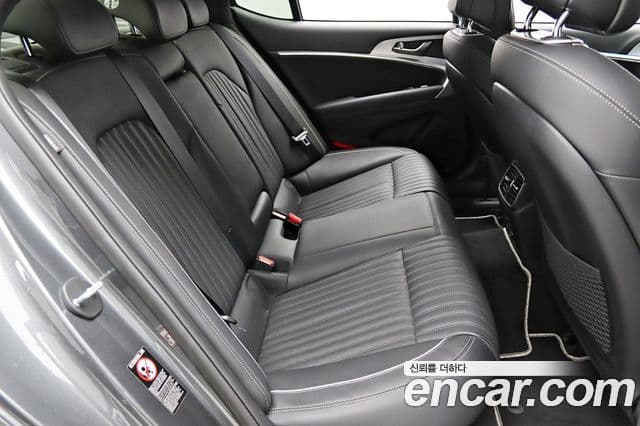 Genesis G70 2019 — Şəkil 7/20