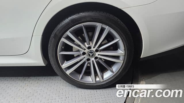 Mercedes-Benz CLS-Class 2019 — ფოტო 7/18
