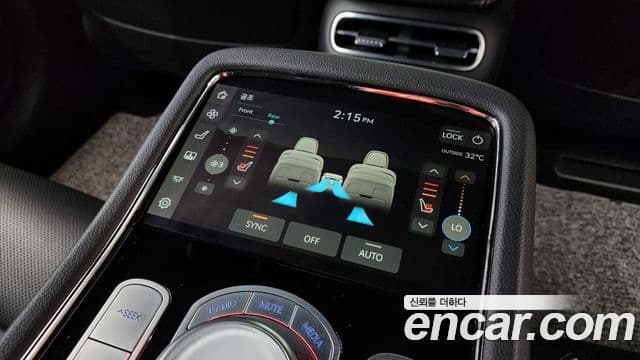 Genesis G90 2022 — Şəkil 19/20