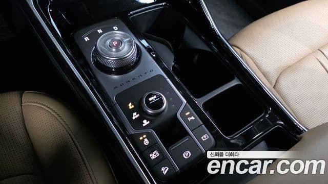 Kia Sorento 2024 — Фото 9/20