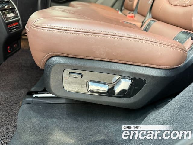 BMW X7 2021 — Şəkil 9/20