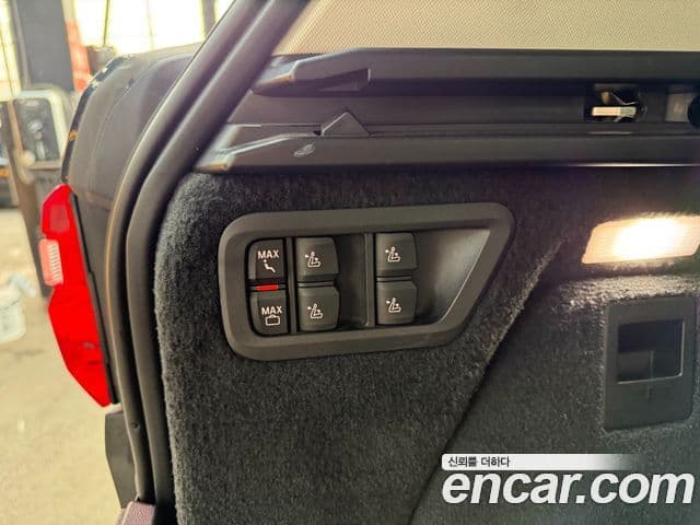BMW X7 2021 — Şəkil 18/20