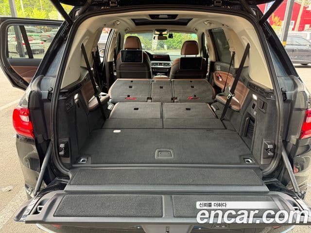BMW X7 2021 — Şəkil 19/20