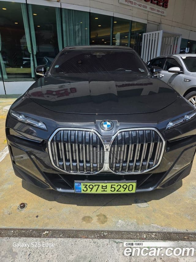 BMW 7 Series 2025 — Şəkil 6/6