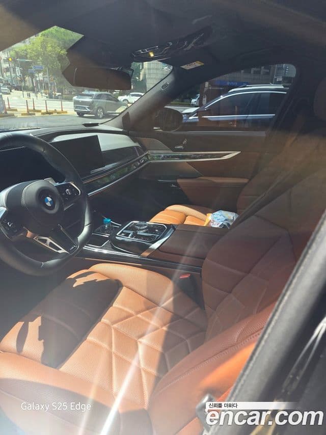 BMW 7 Series 2025 — Şəkil 5/6