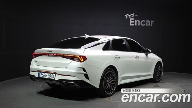 Kia K5 2022 — Şəkil 2/20