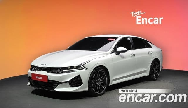 Kia K5 2022 — Şəkil 1/20