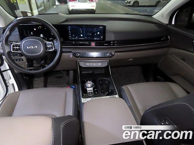 Kia Carnival 2024 — Şəkil 9/20