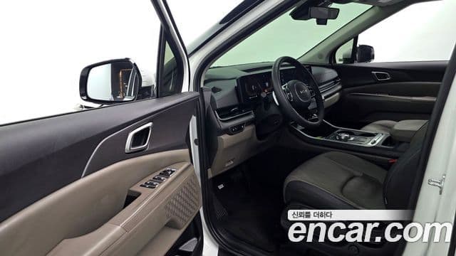 Kia Carnival 2024 — Şəkil 10/20