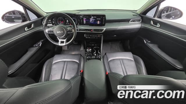 Kia K5 2023 — ფოტო 7/20