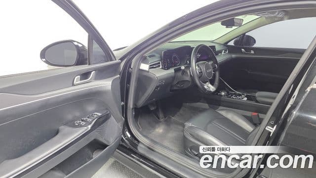 Kia K5 2023 — ფოტო 10/20