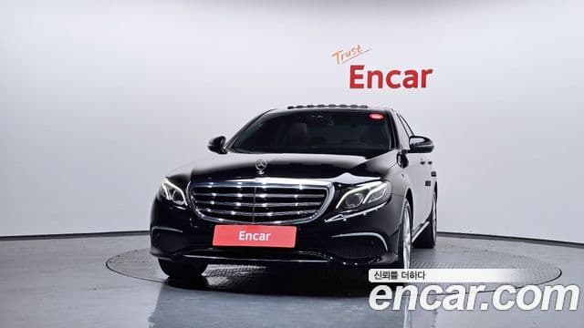 Mercedes-Benz E-Class 2019 — ფოტო 3/20