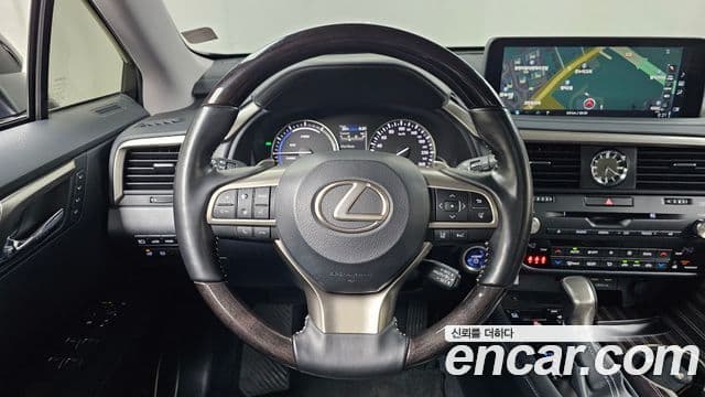 Lexus RX450h 2021 — Фото 13/20