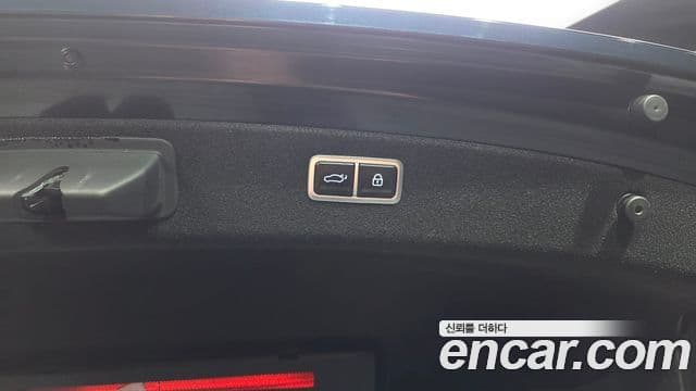 Genesis G80 2021 — Photo 16/34