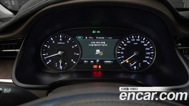 Kia The K9 2018 — Şəkil 8/20
