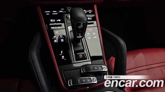 Porsche Cayenne 2020 — Şəkil 8/20