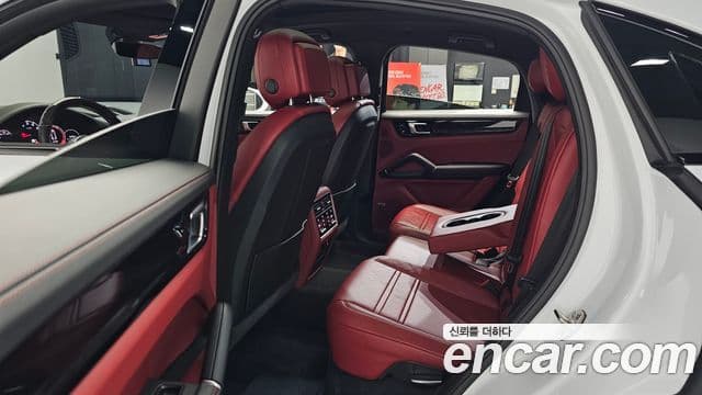 Porsche Cayenne 2020 — Şəkil 12/20
