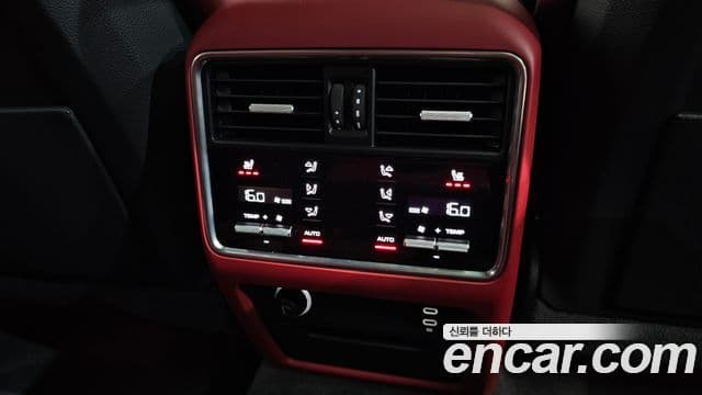 Porsche Cayenne 2020 — Şəkil 19/20