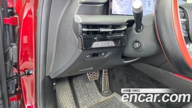 Genesis Electrified G80 2024 — Şəkil 18/20