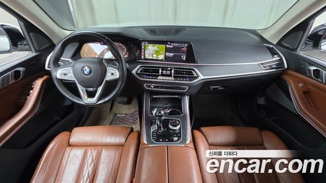 BMW X7 2021 — ფოტო 7/20