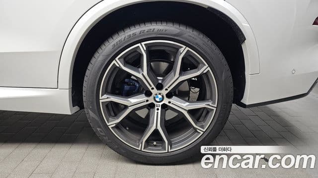 BMW X5 2026 — Photo 21/34