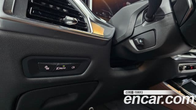 BMW X5 2026 — Photo 9/34
