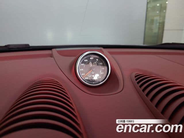 Porsche 718 Boxster 2024 — ფოტო 14/20