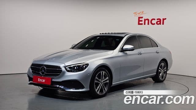 Mercedes-Benz E-Class 2021 — Фото 20/20