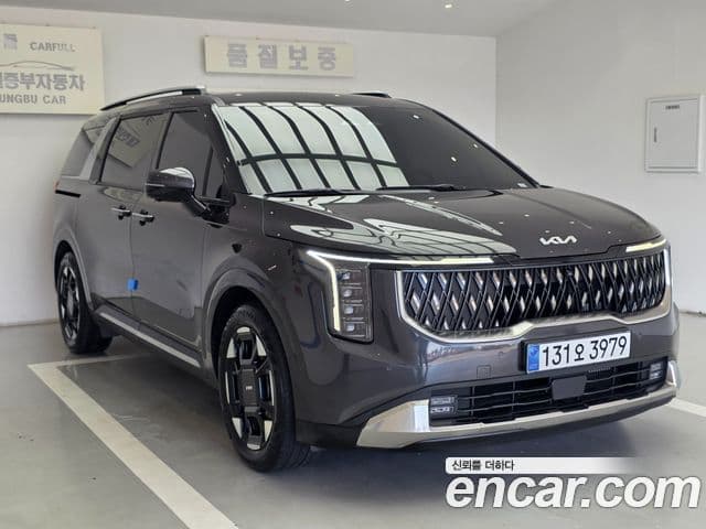 Kia Carnival 2024 — ფოტო 1/20